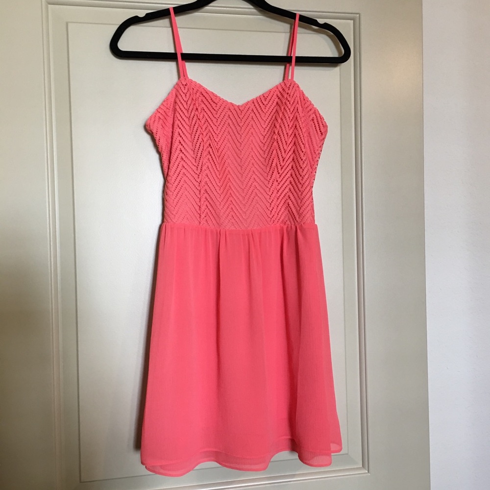 EUC Candie’s hot coral pink mini sundress ☀️